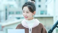 Kim Bom is now happy to have Sa-gye around her (Image via Instagram @sbsdrama.official)